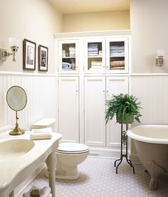 design and DIY ideas for built-in bath storage